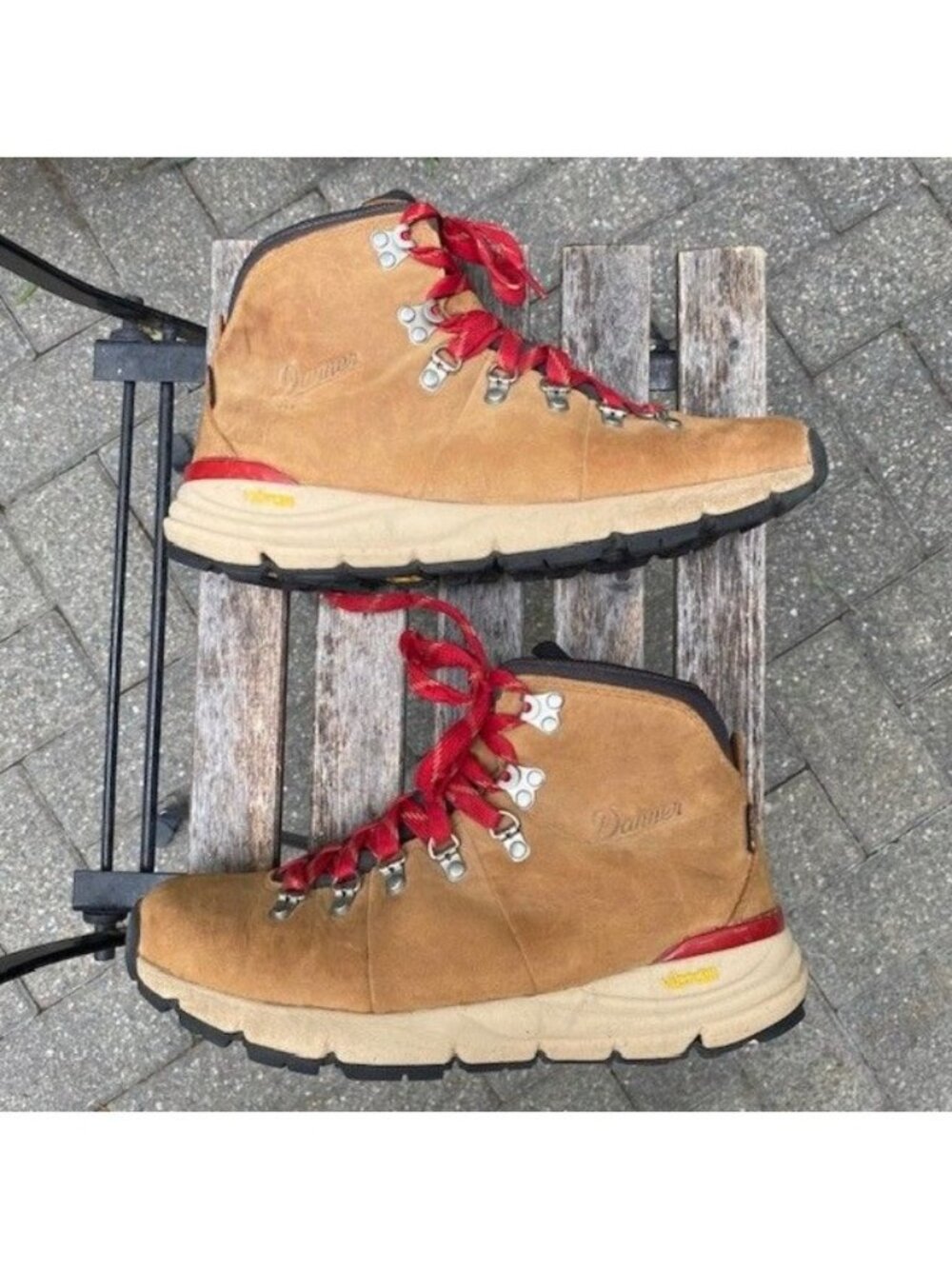 Danner Mountain 600 Leaf 4.5" GTX Hiking Boot Women's Size 9 Grizzly Brown 62292
